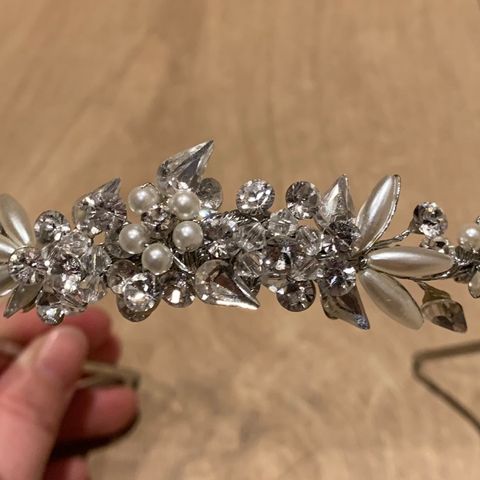 Tiara til brud fra Pronovias, lesAccessoires