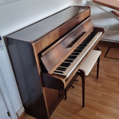 Geyer piano