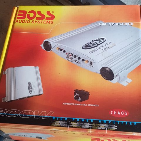 Boss forsterker REV 600