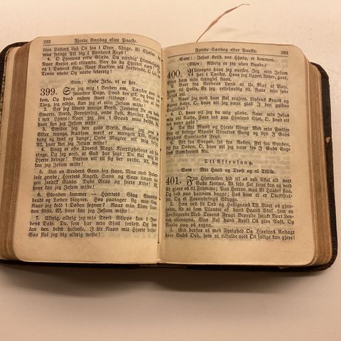 Antikk salmebok fra 1897