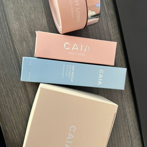 caia cosmetics