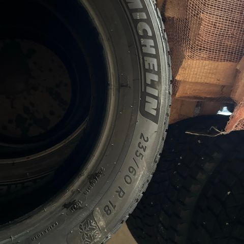 Michelin 235/60 R 18 Pilot Alpin 5 suv