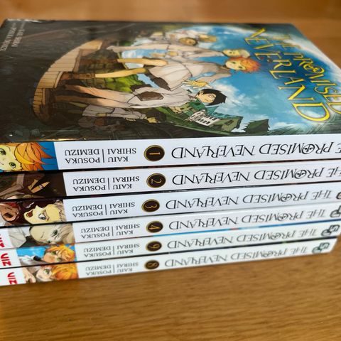 The promised neverland vol 1-4 + 8-9