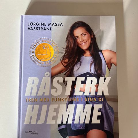 Råsterk hjemme bok av Funkygine