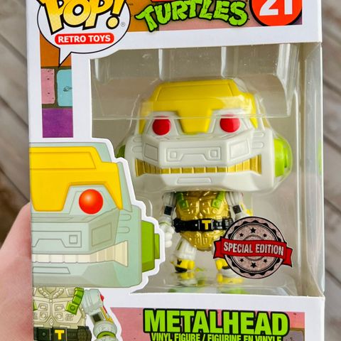 Funko Pop! Metalhead (Retro Toys) | Teenage Mutant Ninja Turtles (21)