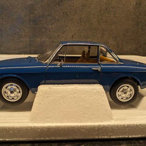 Lancia Fulvia 3 - 1975 modell - Blue Agnano - Limited Edition - Norev - 1:18