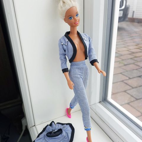 Barbiesett Jeansstil til Barbie