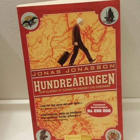 Bok" Hundreåringen som klatret ut gjennom vinduet og forsvant" av Jonas Jonasson
