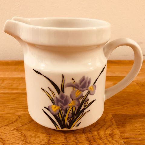 Mugge med krokusmotiv - 0,5 liter - Vintage