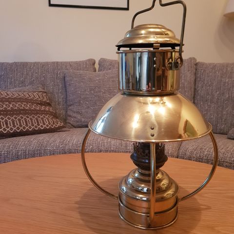 Messinglampe