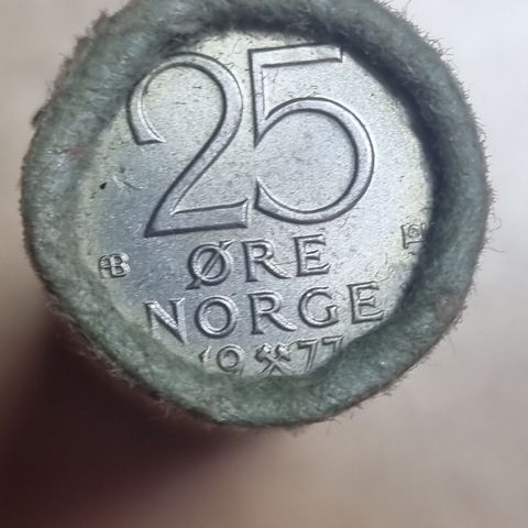 MYNTRULL 25 ØRE 1977