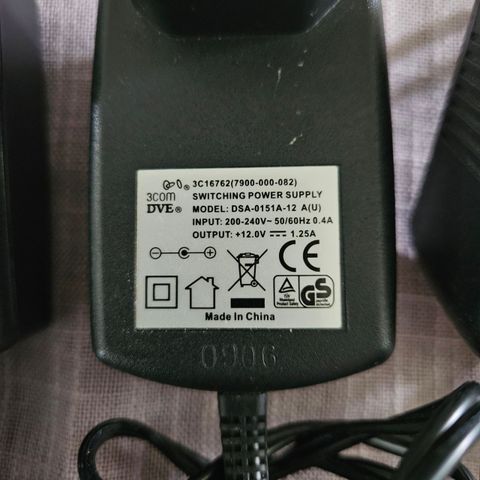 Strøm adapter/ Ac adapter 3Com 12v 1,25a