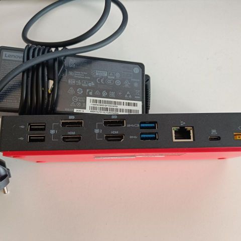 ThinkPad Hybrid USB-C with USB-A Dock (40AF) dockingstasjon