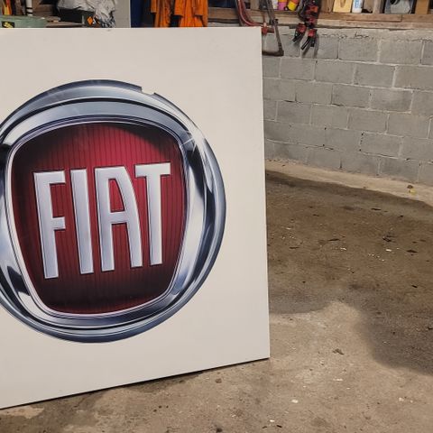 Fiat skilt