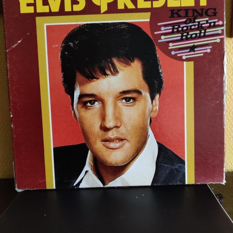 ELVIS PRESLEY LP-BOX 3×VINYL