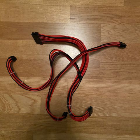 Phanteks Sleeved Cable Ext. (sort/rød)