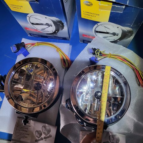 Hella luminator compact xenon 12 volt NYTT