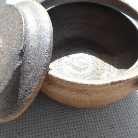 Terracotta potte