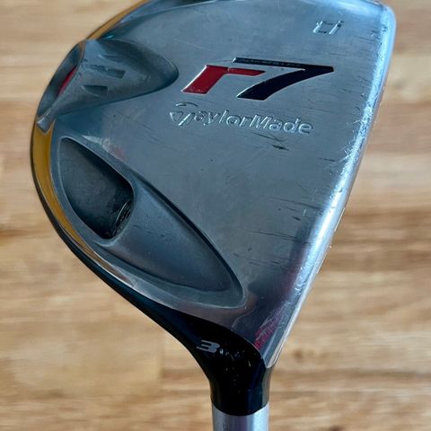 Taylormade R7 (3 wood)