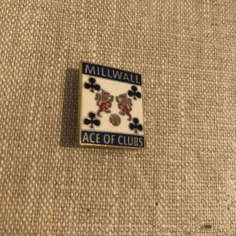 Millwall - vintage pin