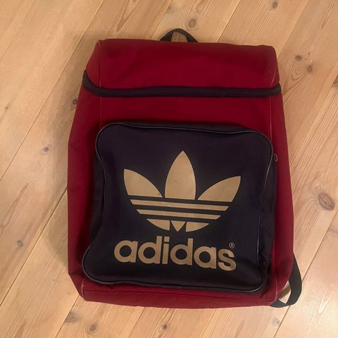 Pent brukt Adidas sekk