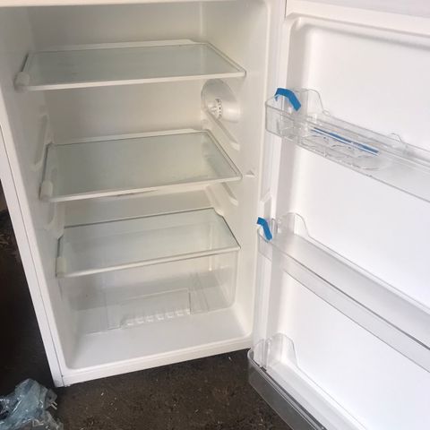 Lite kjøleskap til leie