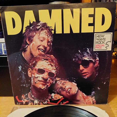 THE DAMNED LP punk hardcore