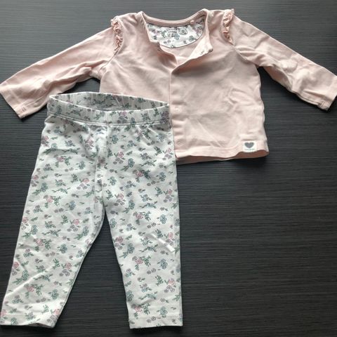 Søtt blomstersett til jentebaby i str. 62 fra Lindex - leggings og genser