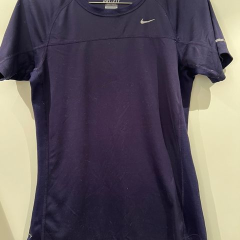 Nike dri fit t-skjorte