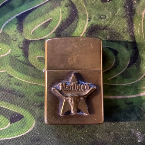 Marlboro Texas Longhorn Zippo 1981