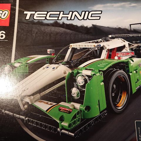 Lego 42039 technic 24 timers racerbil selges.