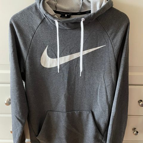 Nike Dri-fit hettegenser, str.S