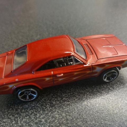 Hot Wheels '69 Dodge Charger