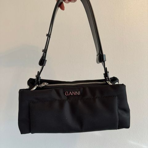 Ganni baguette bag