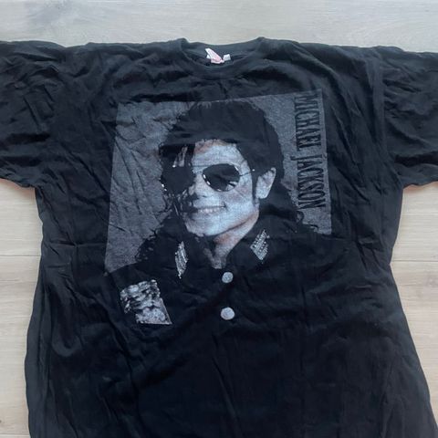 Michael Jackson t- shirt