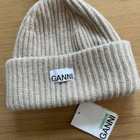 Ganni Loose Wool ribknit beanie, helt ny