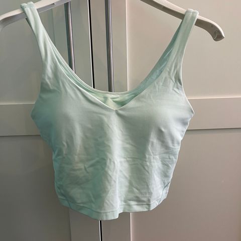 Lululemon top str S-M