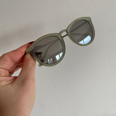 Solbriller fra Le Specs