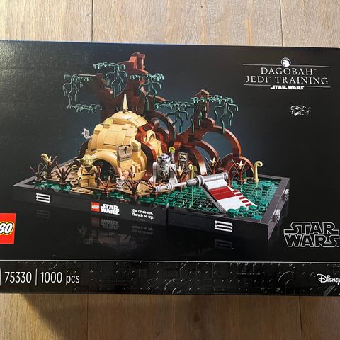 75330 LEGO Star Wars Dagobah Jedi Training Diorama