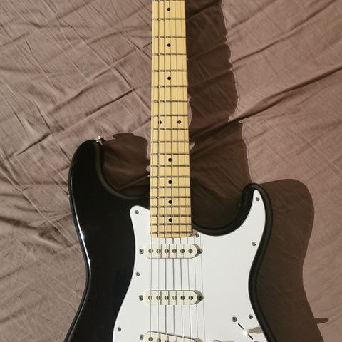 Fender Stratocaster Japan 1983-1987 E-series