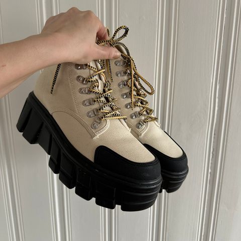 ZARA SKO BOOTS CHUNKY PLATFORM