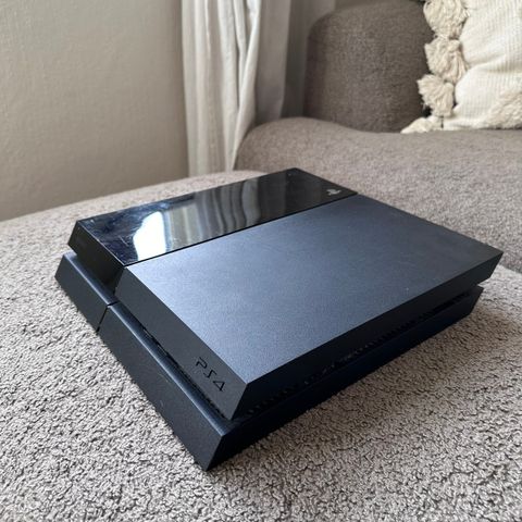 Playstation 4 - Original Edition - 500 GB