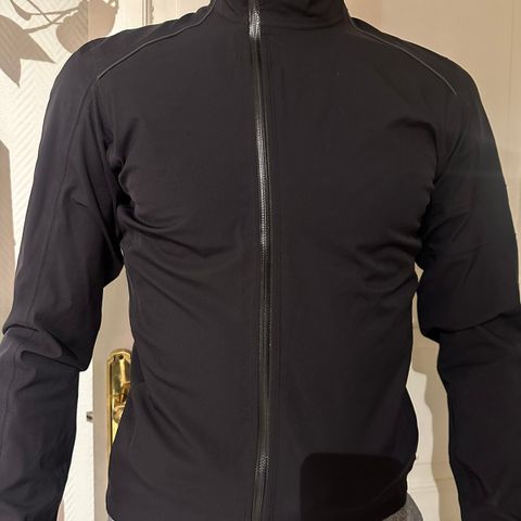 Rapha hardshell jakke str small