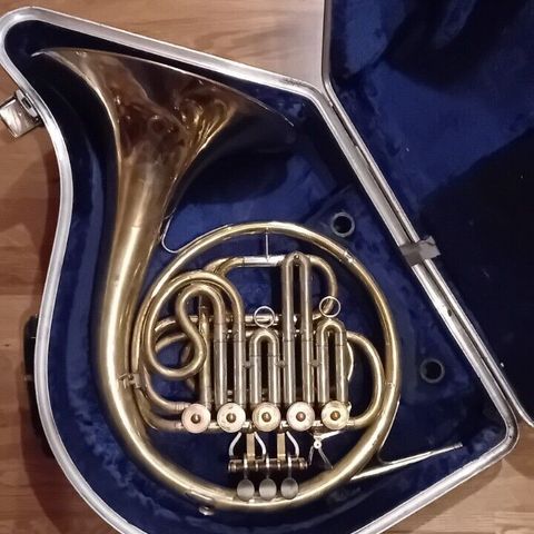Sinfonia Markneukirchen French horn/Waldhorn 5 ventiler
