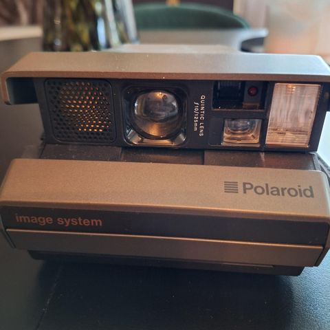 Vintage polaroid kamera, byttes helst.