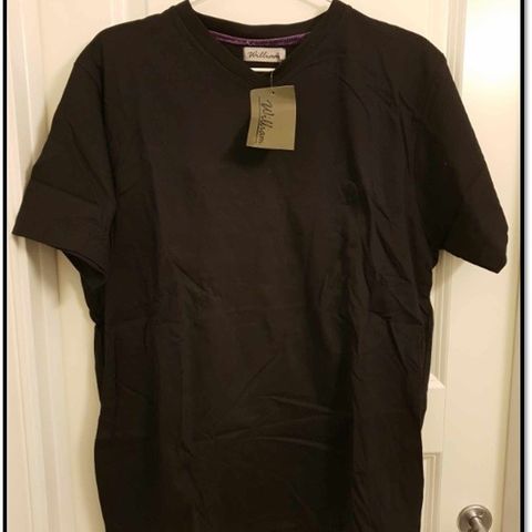 Ny William T-Shirt - sort - Størrelse XL - Selges rimelig