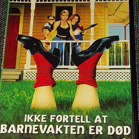 Ikke fortell at barnevakten er død DVD