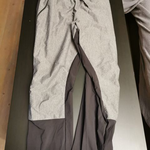 Norrøna training pants