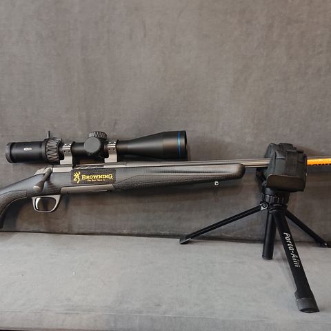 Våpenpakke med Browning X-Bolt Pro Carbon og Meopta Optika