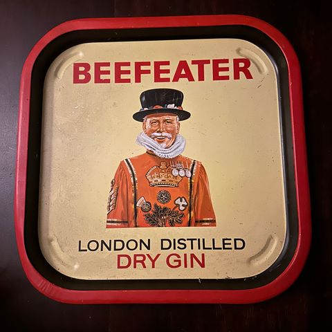 Gammelt Beefeater brett